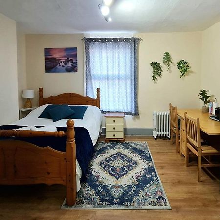 Lovely Private Room Near Central London Exterior foto