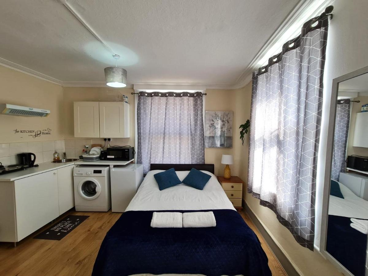 Lovely Private Room Near Central London Exterior foto