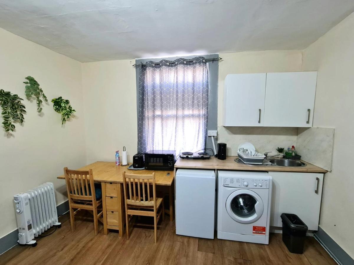 Lovely Private Room Near Central London Exterior foto
