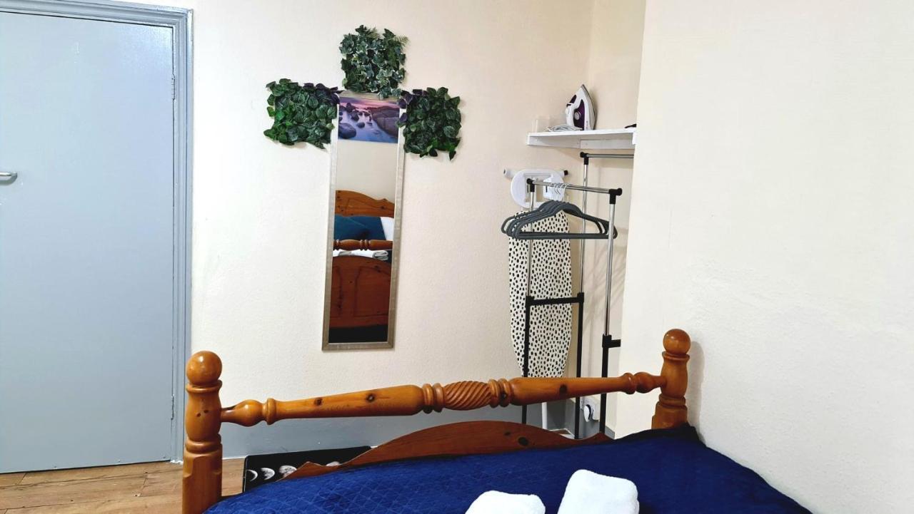 Lovely Private Room Near Central London Exterior foto