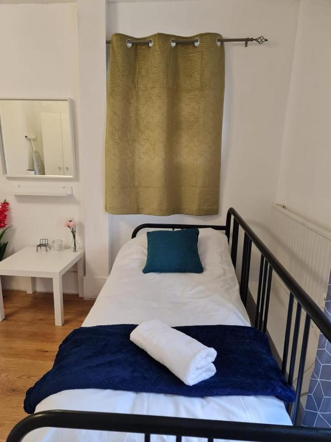 Lovely Private Room Near Central London Exterior foto